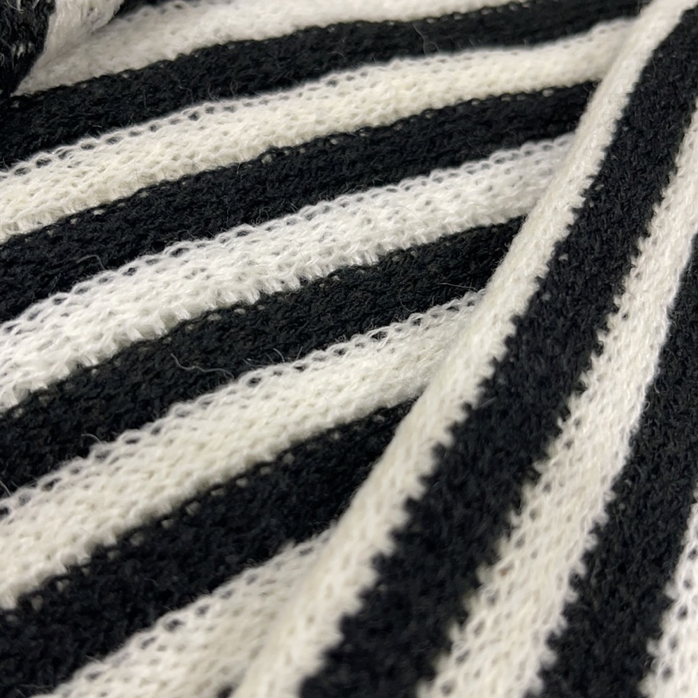 Striped Tassel Fringe Poncho Wrap Scarf - Picture 5 of 5